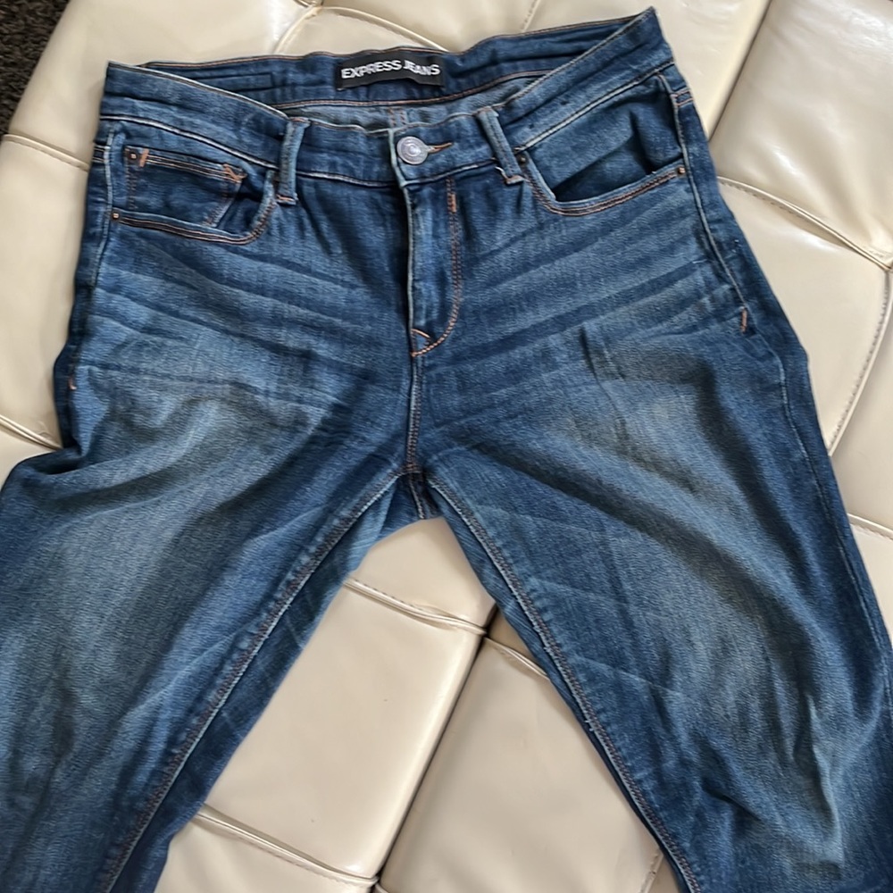 Express Mid Rise Legging Jeans Size 4 - Picture 4 of 7